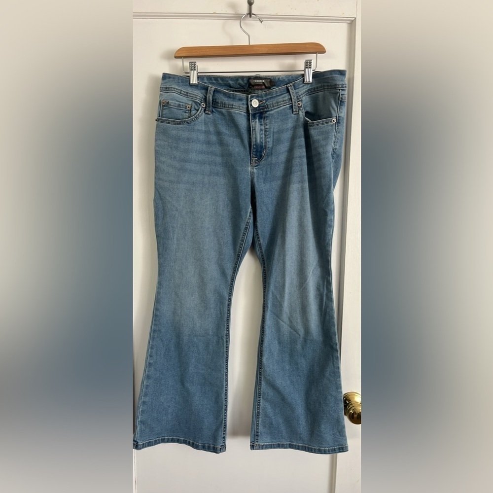 Torrid Light Blue Denim Jeans Womens Size 12
